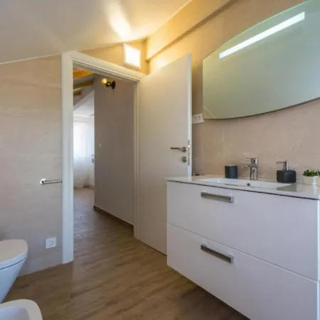 Ferienhaus Fur 7 Personen Und 1 Kind In Dubrava Kod Sibenik, Dalmatien Norddalmatien - B61544