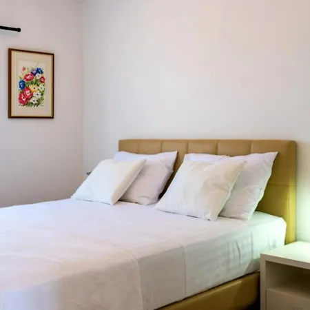 Ferienhaus Fur 7 Personen Und 1 Kind In Dubrava Kod Sibenik, Dalmatien Norddalmatien - B61544 *