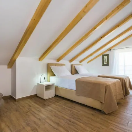 Ferienhaus Fur 7 Personen Und 1 Kind In Dubrava Kod Sibenik, Dalmatien Norddalmatien - B61544 Σπίτι διακοπών Dubrava (Sibenik-Knin)